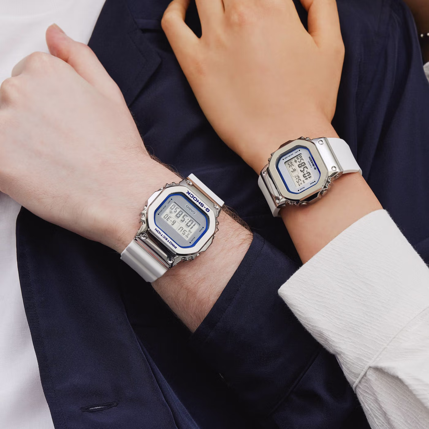 Casio GM-5600LC-7