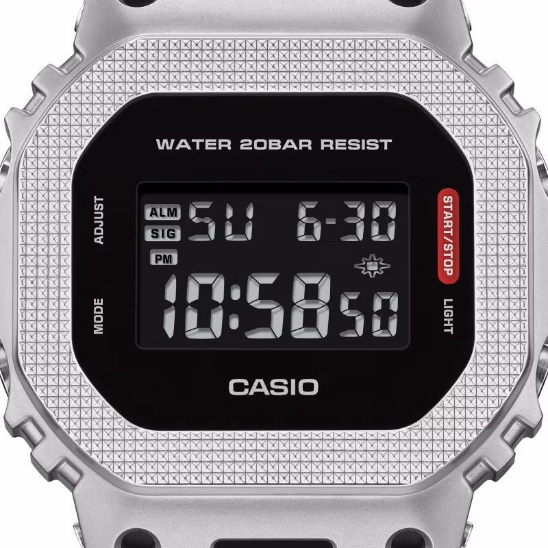 Casio GM-5600M-1