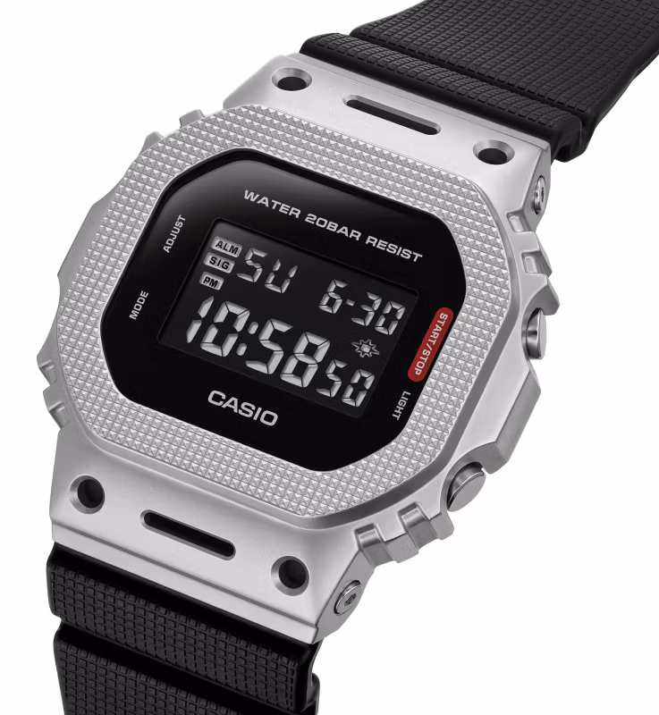 Casio GM-5600M-1