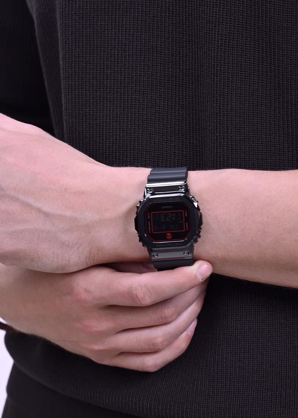 Casio GM-5600RH-1