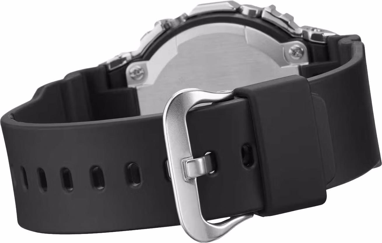 Casio GM-5600U-1