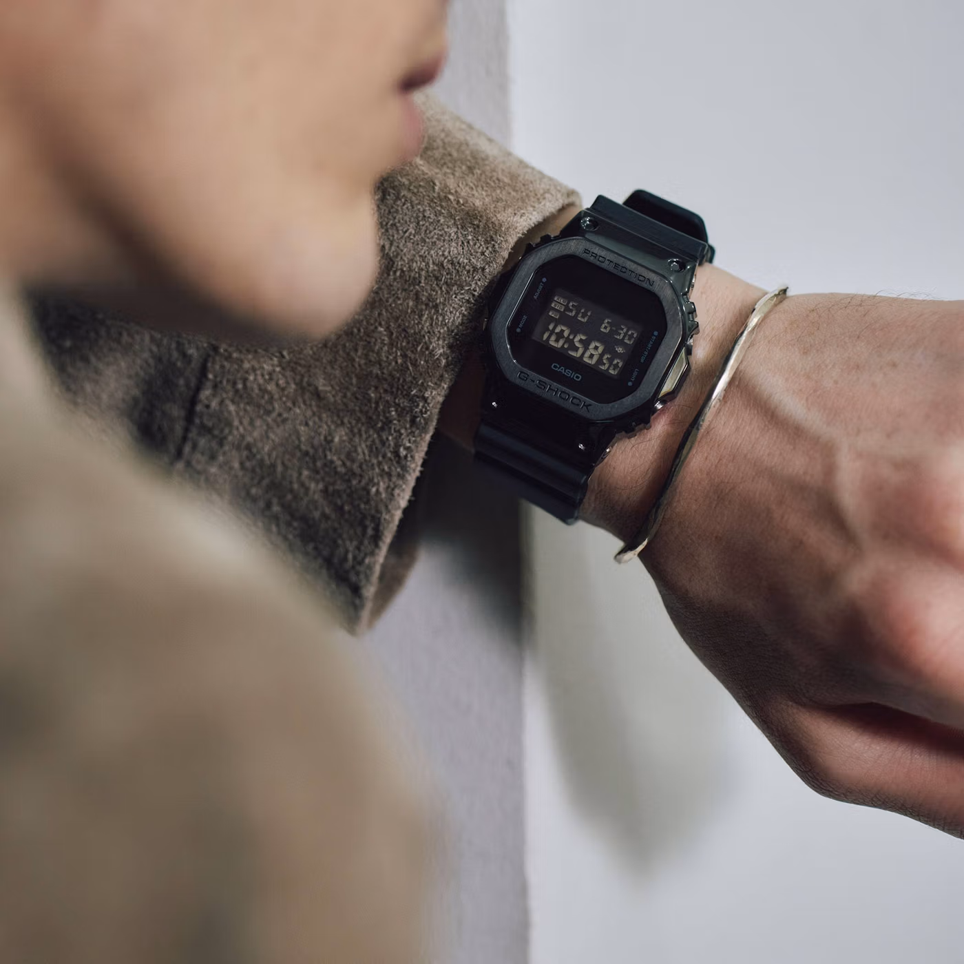 Casio GM-5600UB-1