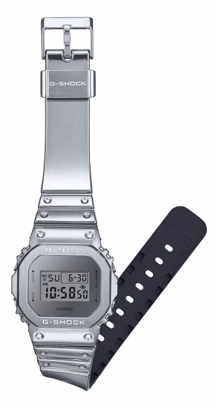 Casio GM-5600YM-8A8