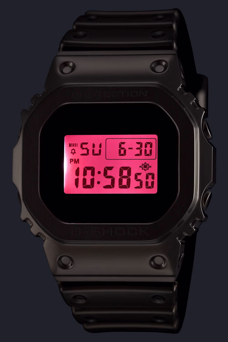 Casio GM-5600YRA-8