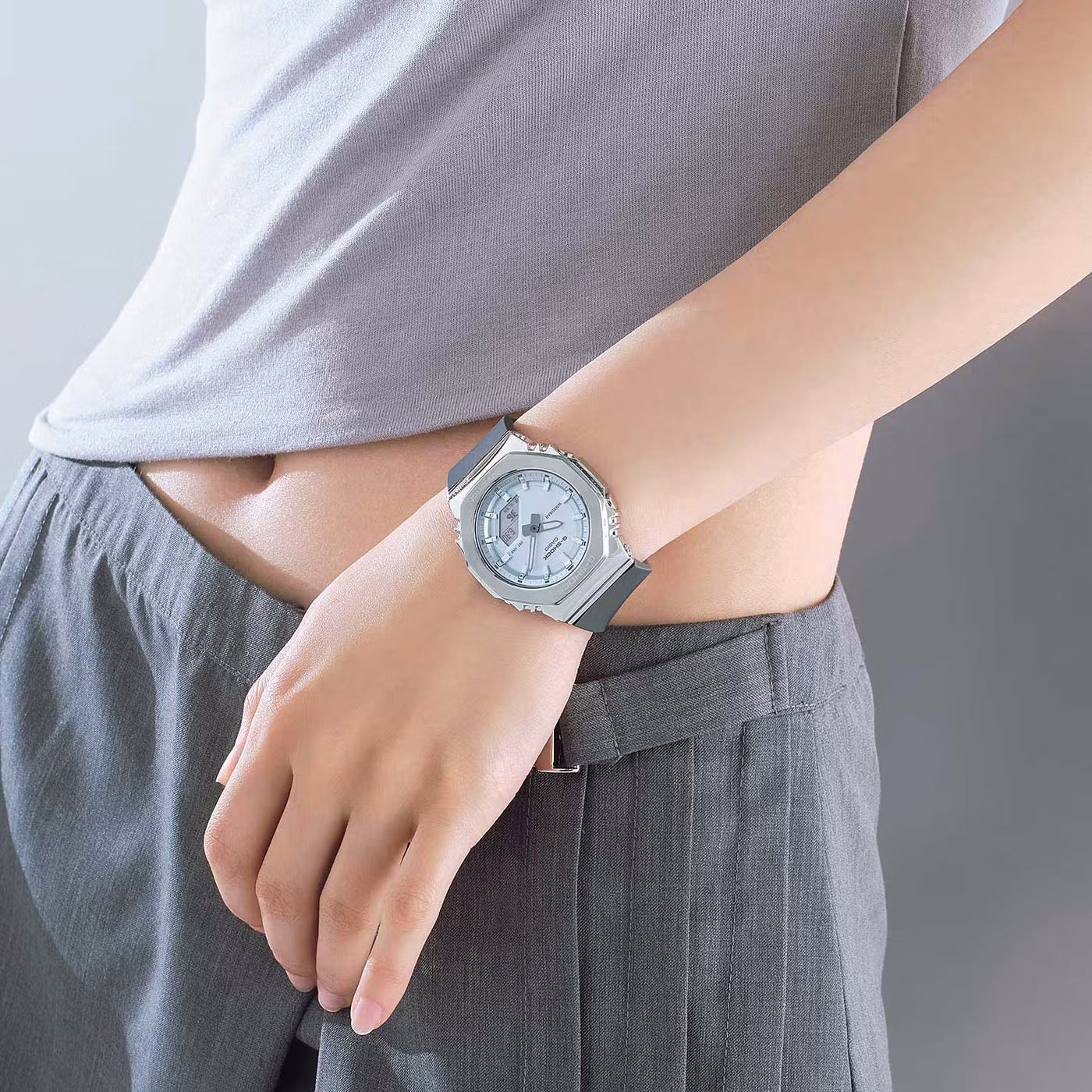 Casio GM-S2110-2A