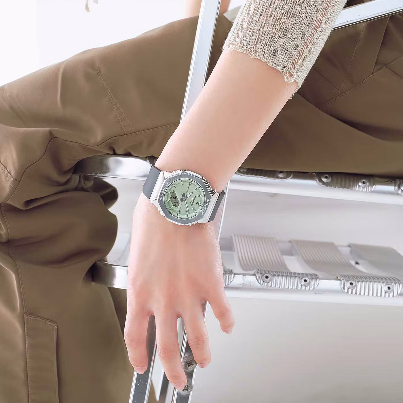 Casio GM-S2110-3A