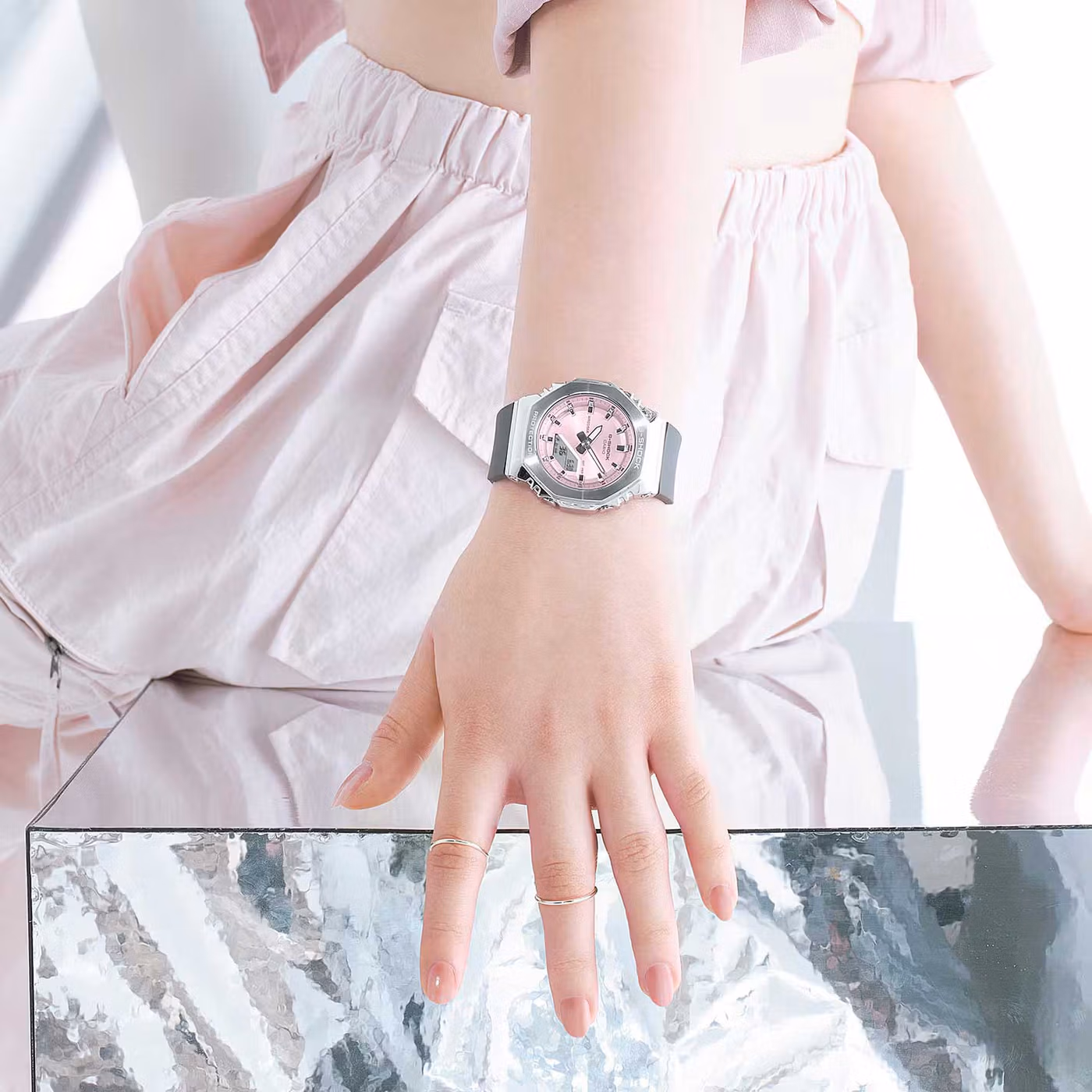 Casio GM-S2110-4A
