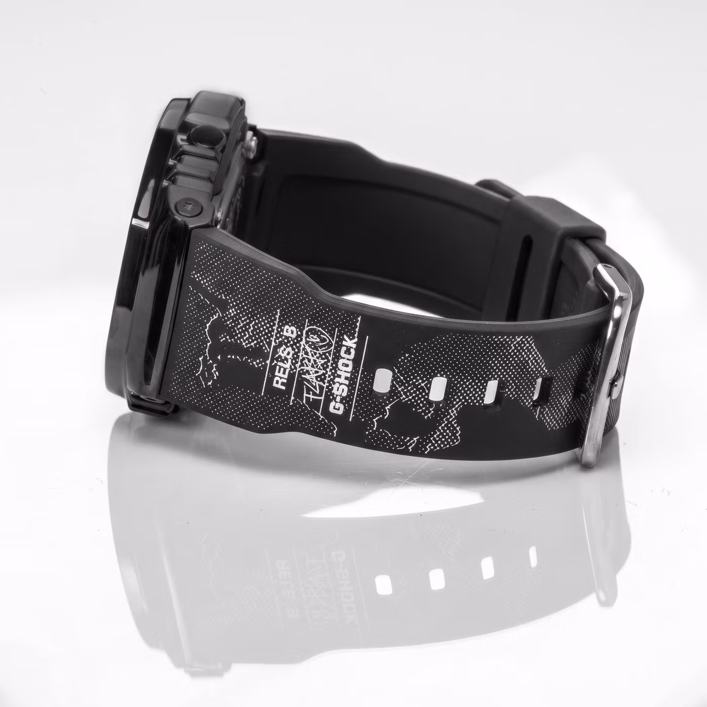 Casio GM-S2110B-8ARLSB