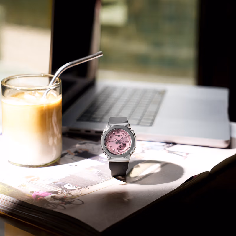 Casio GM-S2110SR-1A