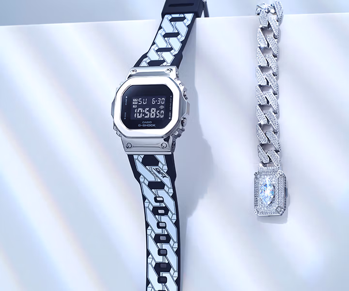 Casio GM-S5600-1PRS