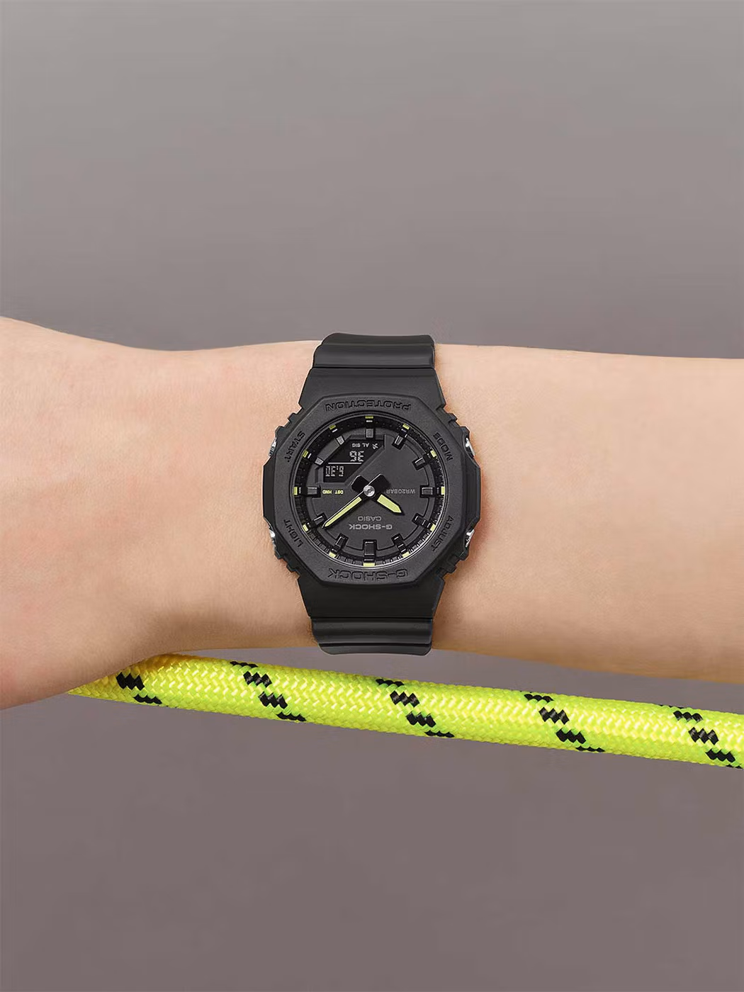 Casio GMA-P2100SA-1A2