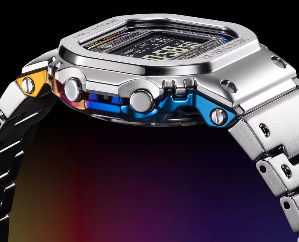 Casio GMW-BZ5000RC-1