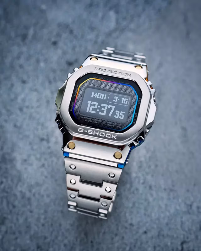 Casio GMW-BZ5000RC-1E