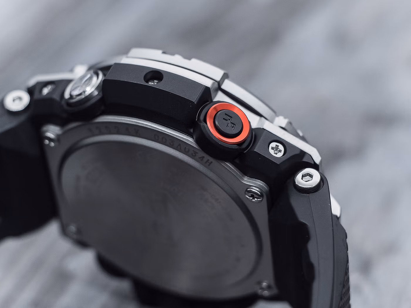 Casio GST-B100-1A