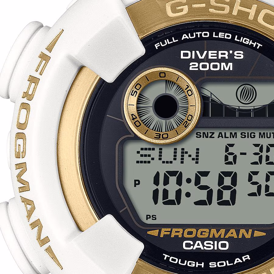 Casio GW-8201K-7JR-3