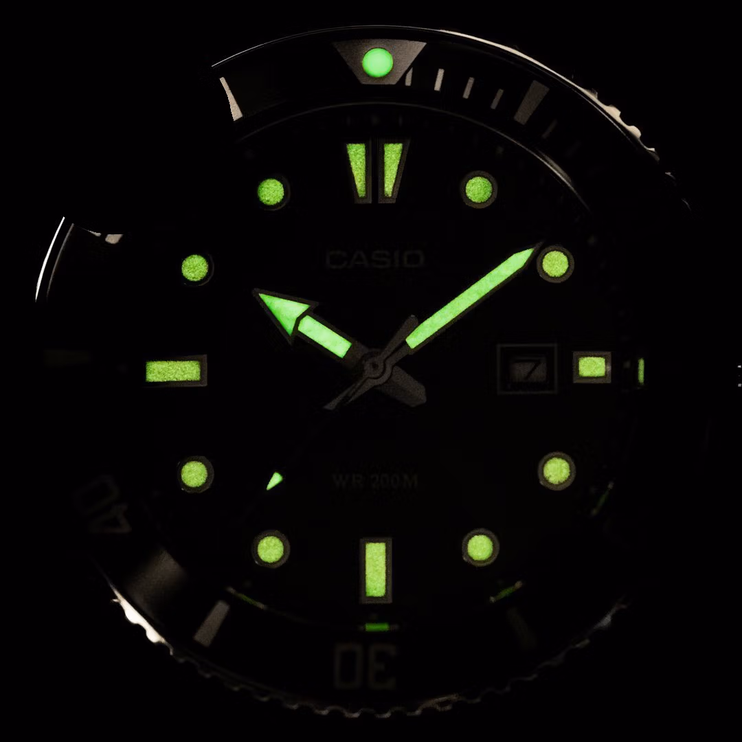 Casio MDV-106B-1A3V