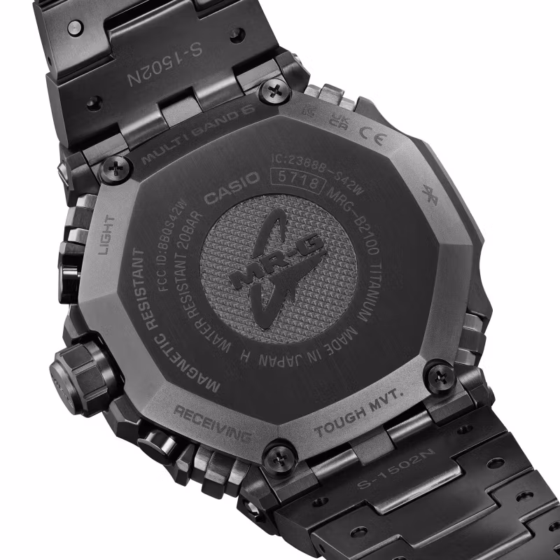 Casio MRG-B2100B-1A