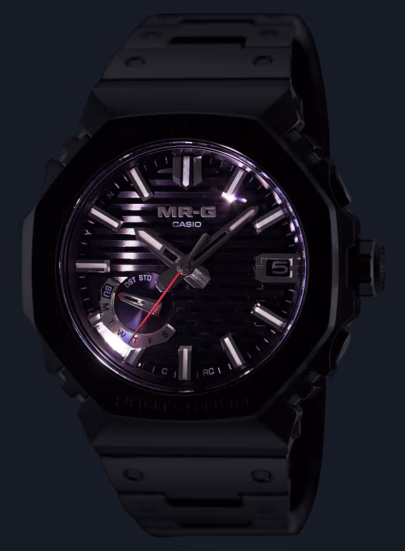 Casio MRG-B2100B-1A