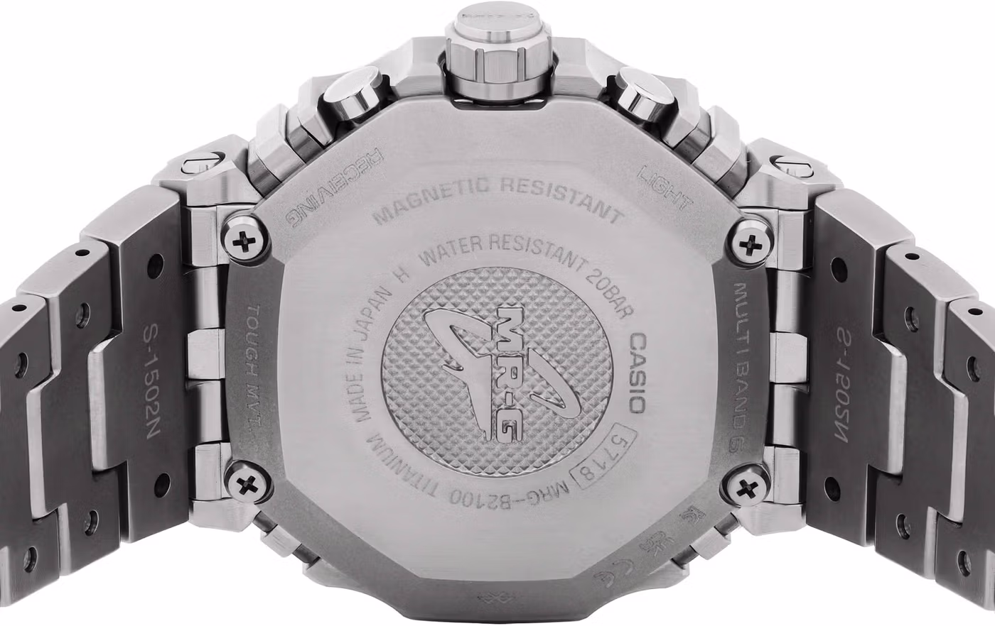 Casio MRG-B2100D-1A