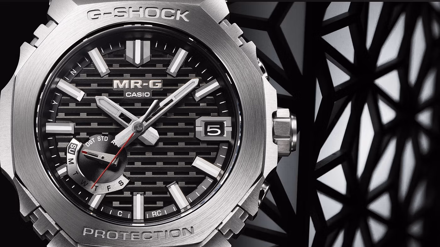 Casio MRG-B2100D-1A