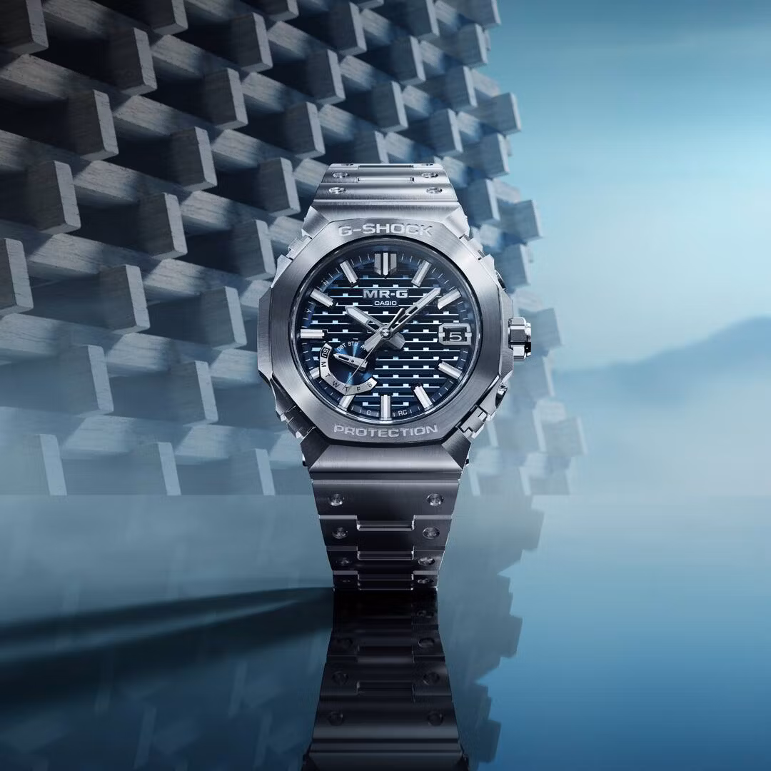 Casio MRG-B2100D-2A
