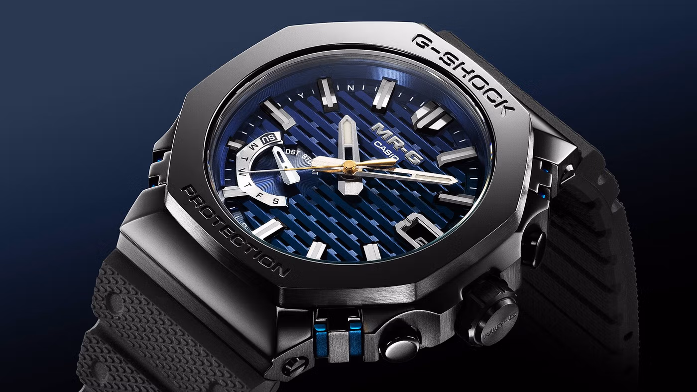 Casio MRG-B2100R-2A