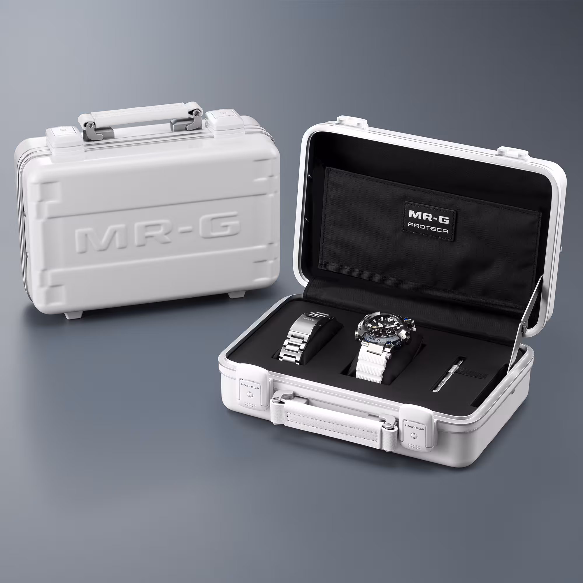 Casio MRG-BF1000EB-1A