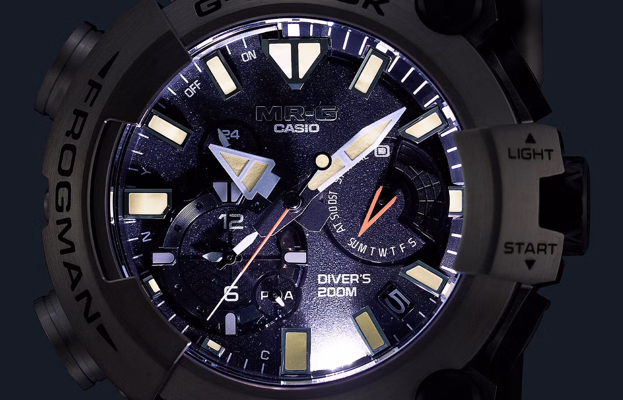 Casio MRG-BF1000RG-3A