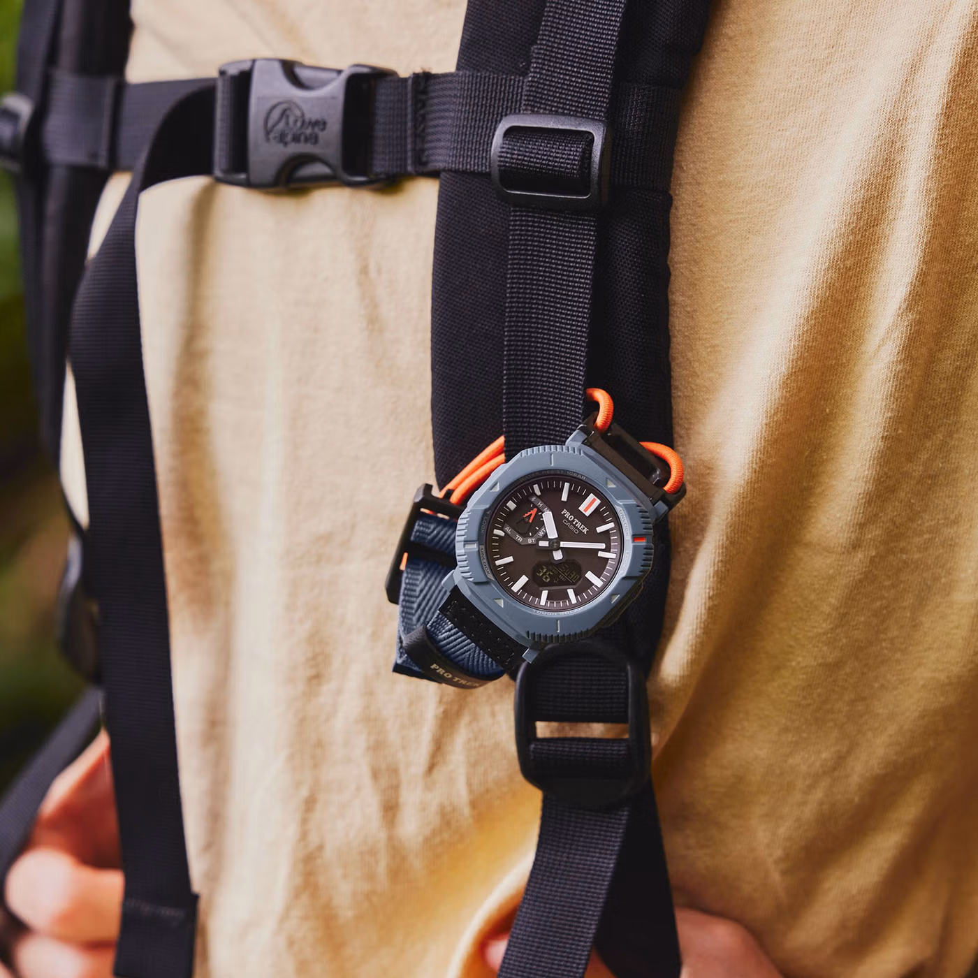 Casio PRJ-B001B-2