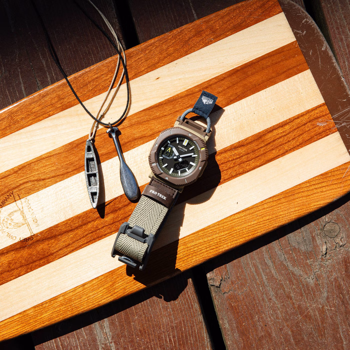 Casio PRJ-B001B-5