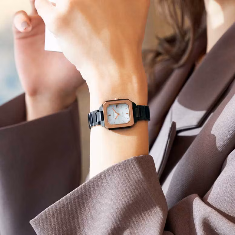 Casio SHS-4528GBD-7A