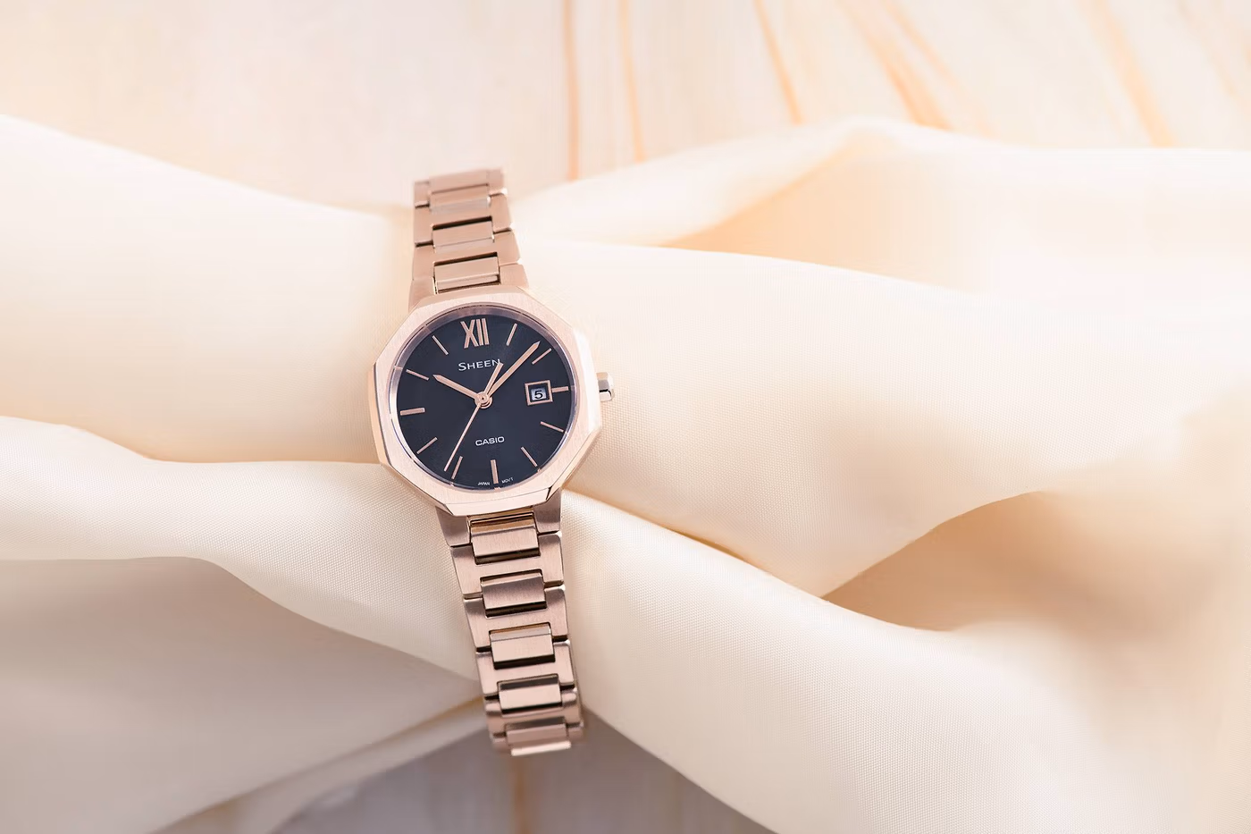 Casio SHS-4529CG-1A