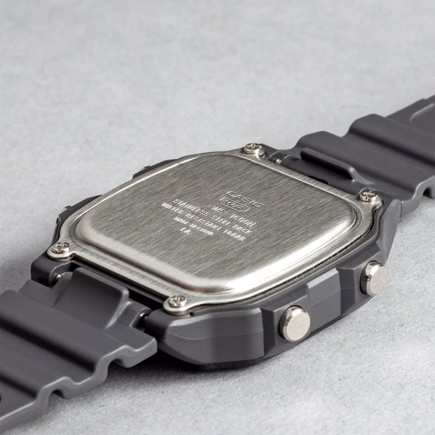 Casio WS-1600H-8AV