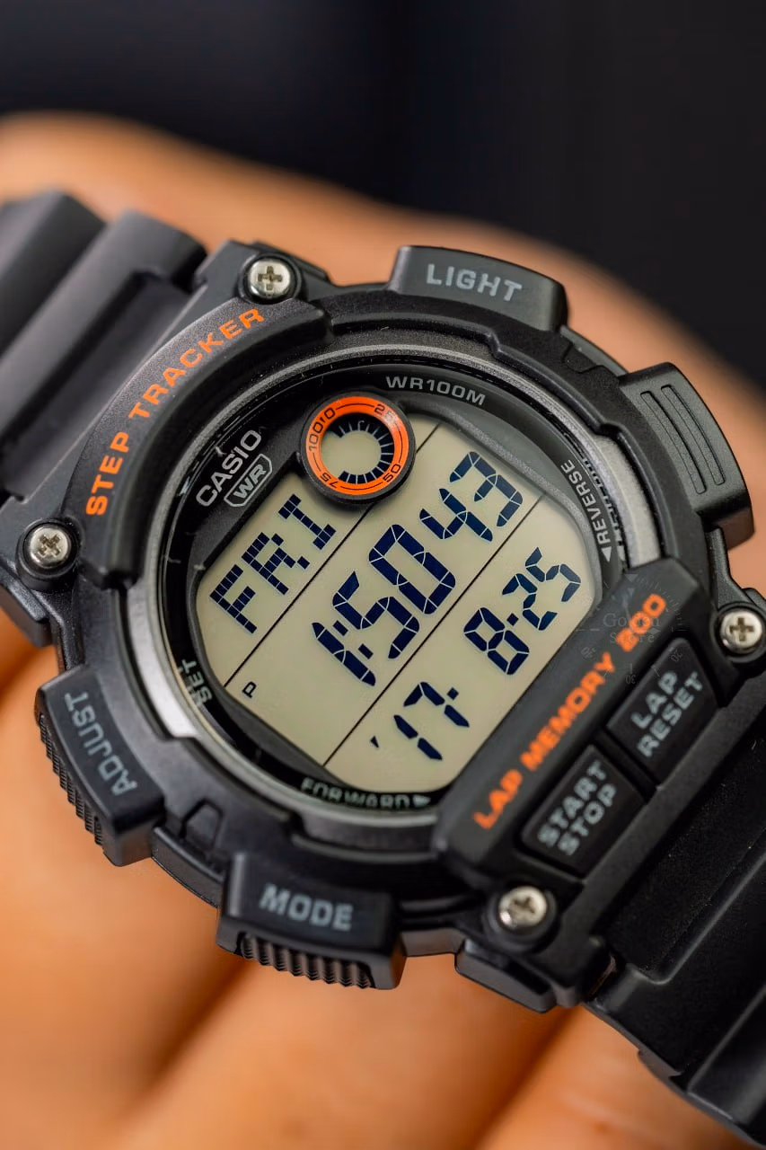 Casio WS-2100H-1A