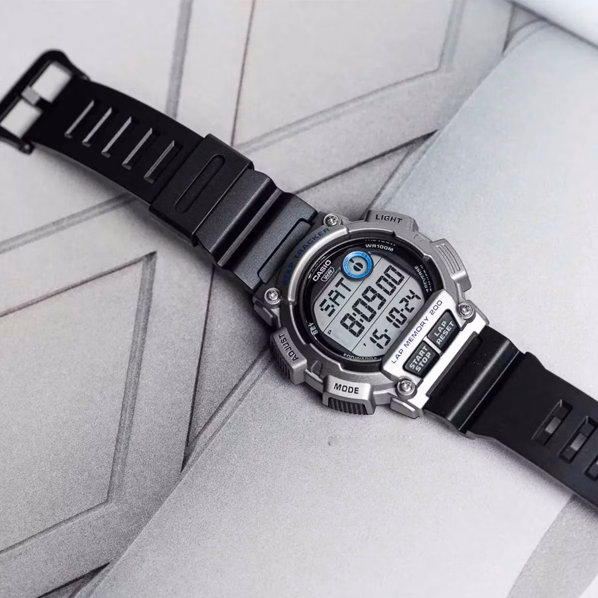 Casio WS-2100H-1A2