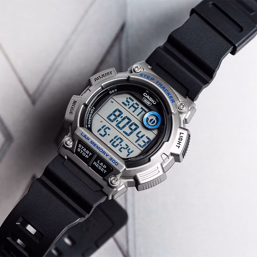 Casio WS-2100H-1A2