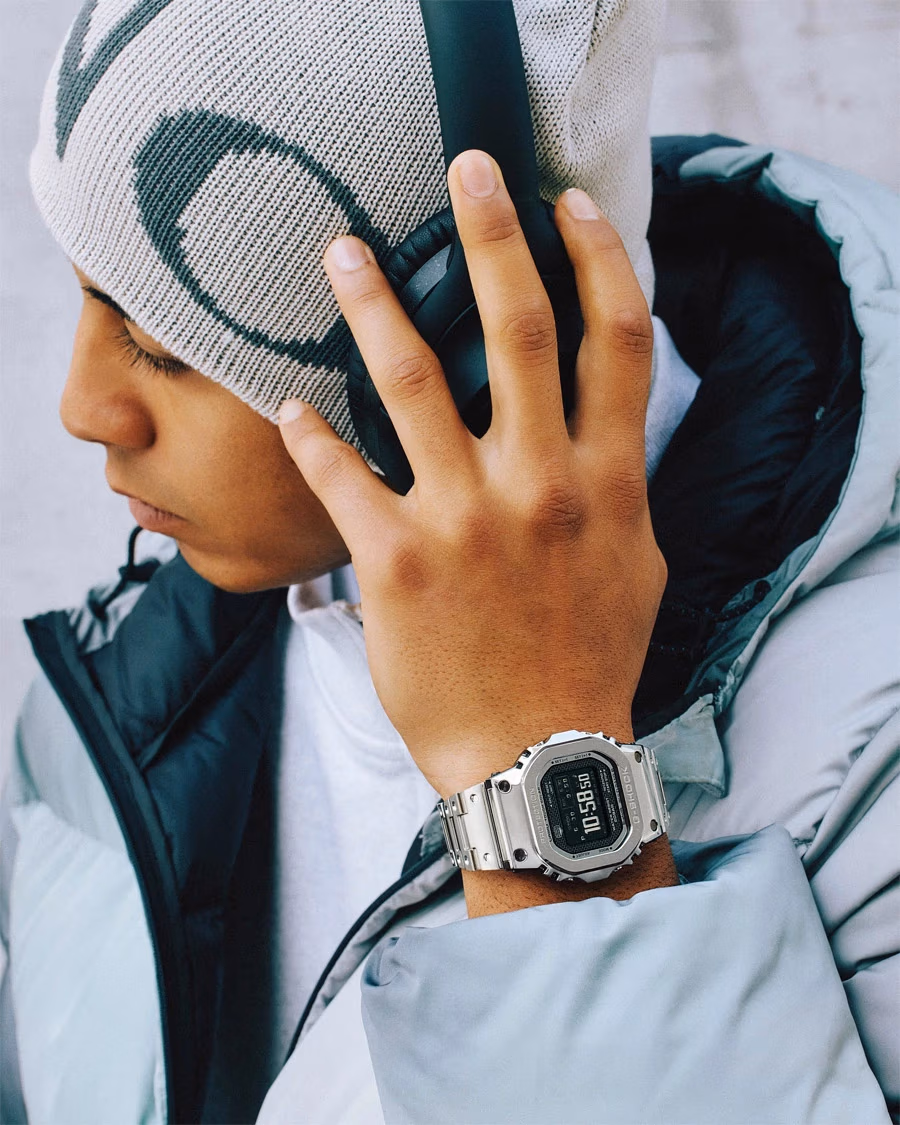 Casio GMW-BZ5000D-1