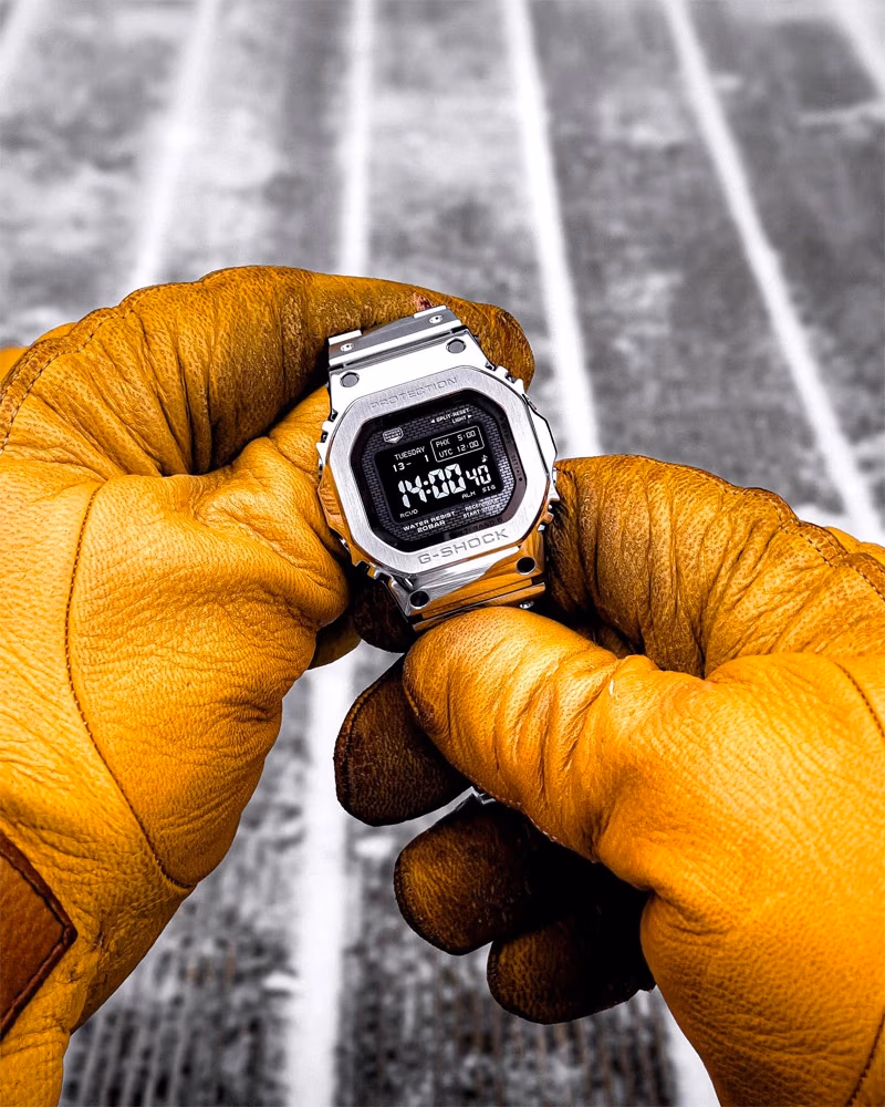 Casio GMW-BZ5000D-1